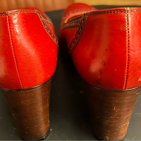 Vintage Bruno Magli Red Leather Heels.  Size 8 1/2. - Picture 7 of 12